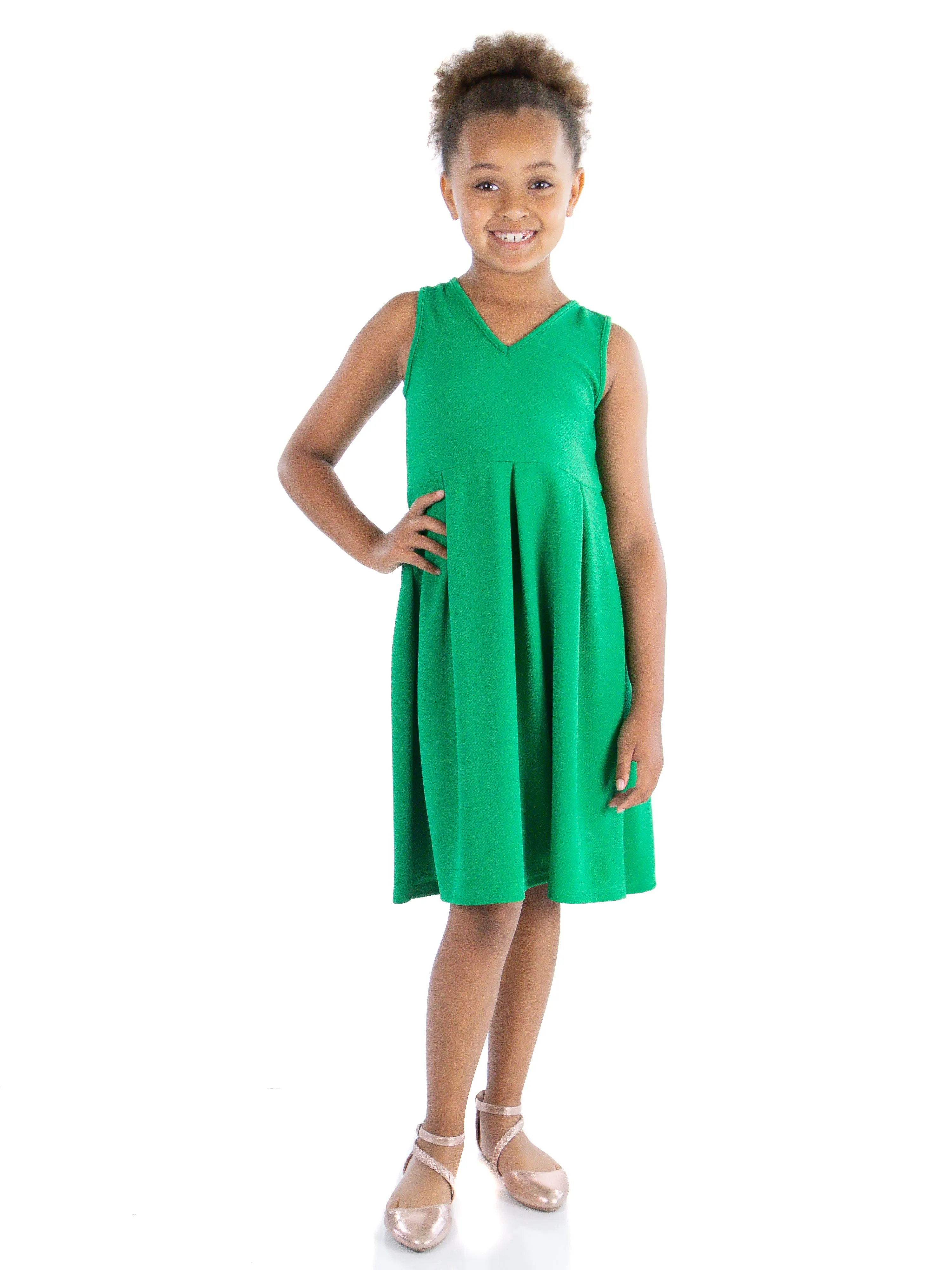 24seven Comfort Apparel Girls Sleeveless Pleated Party Dress