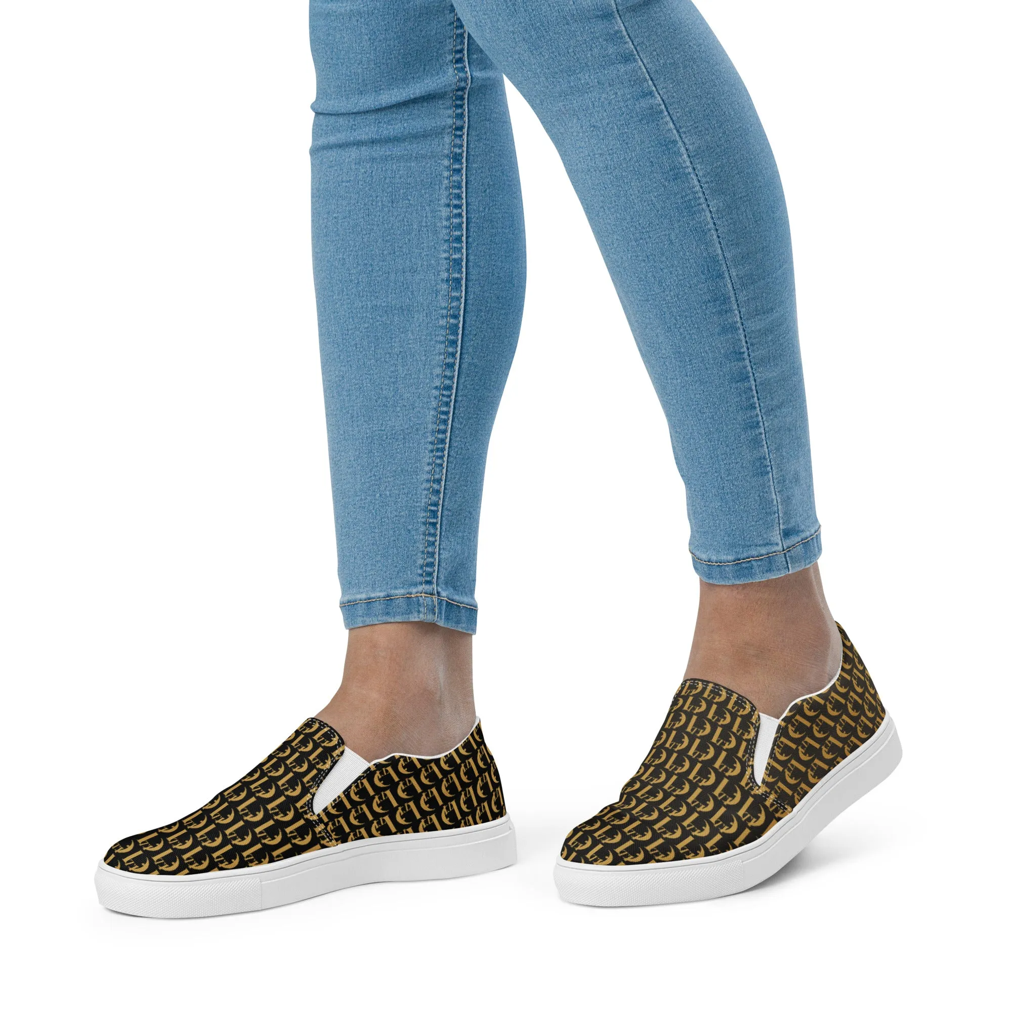 Descendants of the Island Gold Women’s slip-on canvas shoes