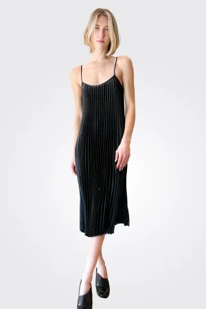 Gemma Pleated Midi Dress - Black