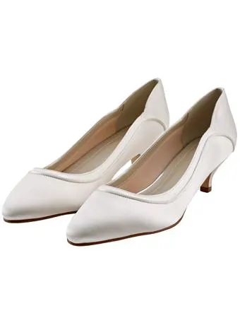 Hollie Classic Shoe