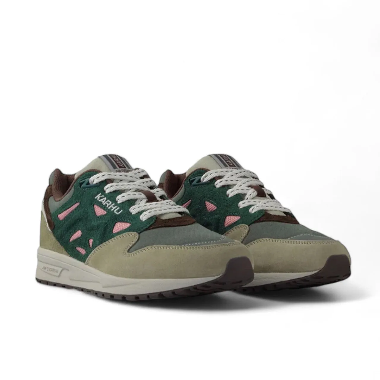 Karhu Legacy 96 Abbey Stone / Rain forest