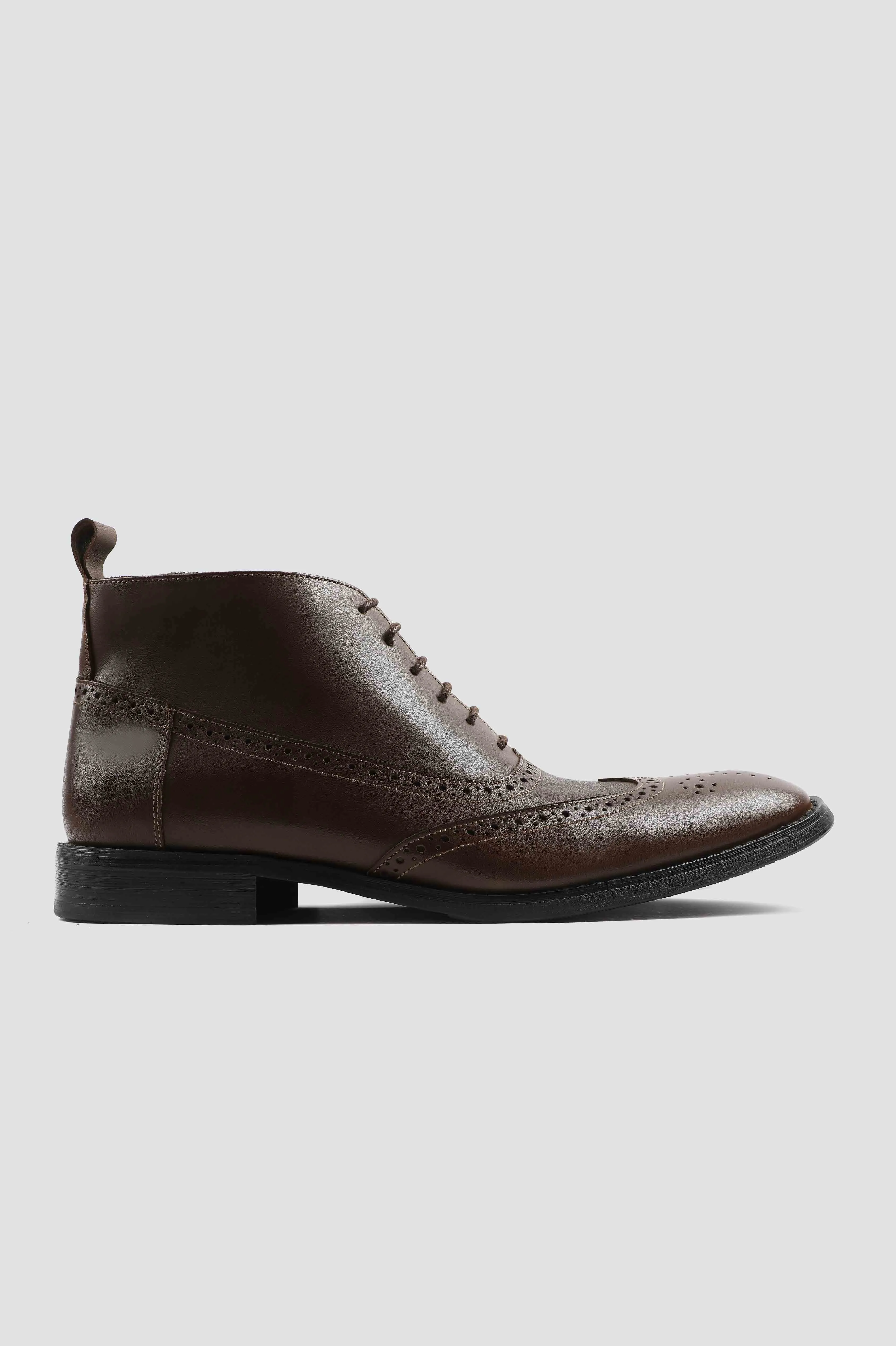 Wingtip Oxford Boot