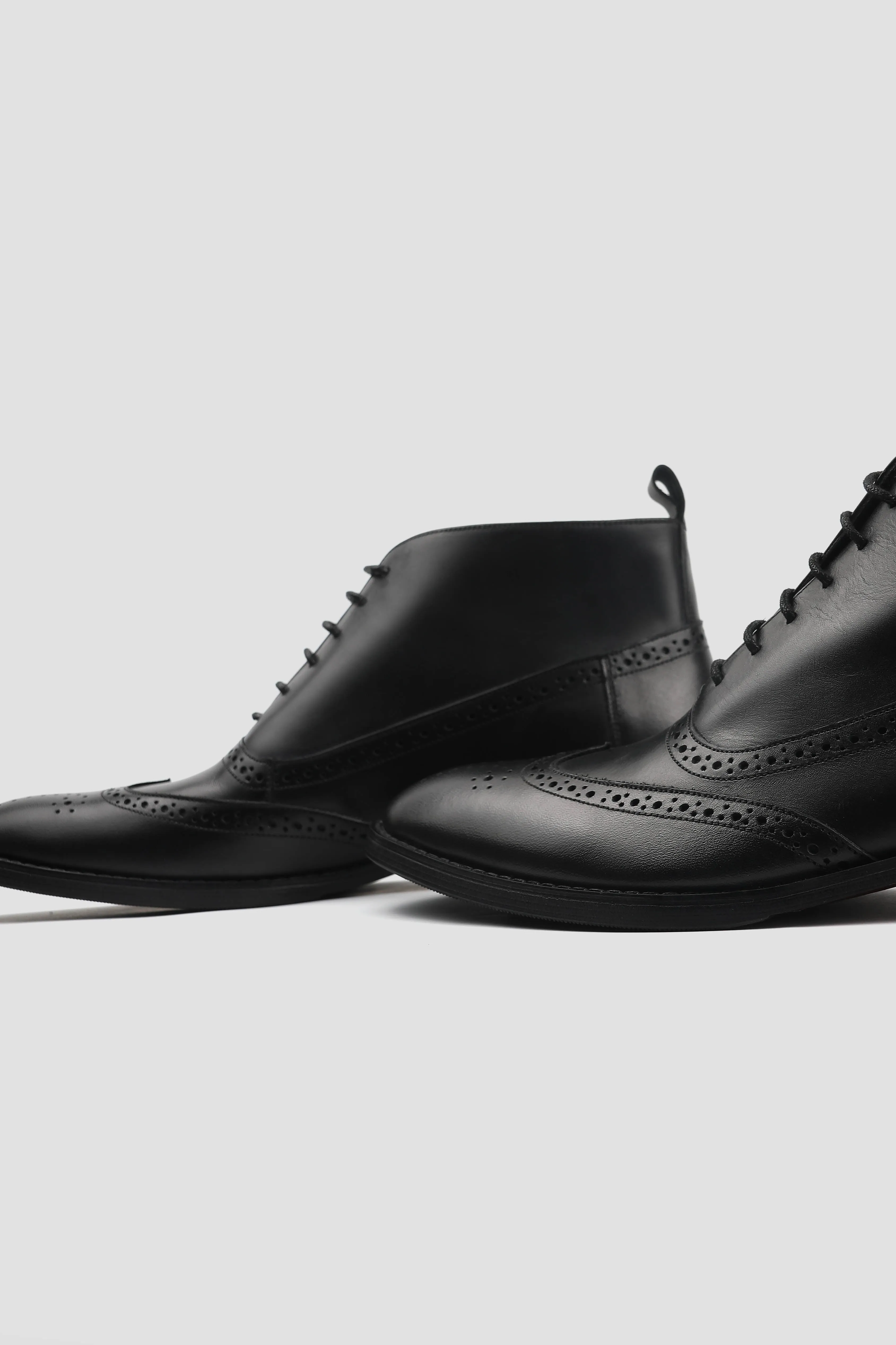 Wingtip Oxford Boot